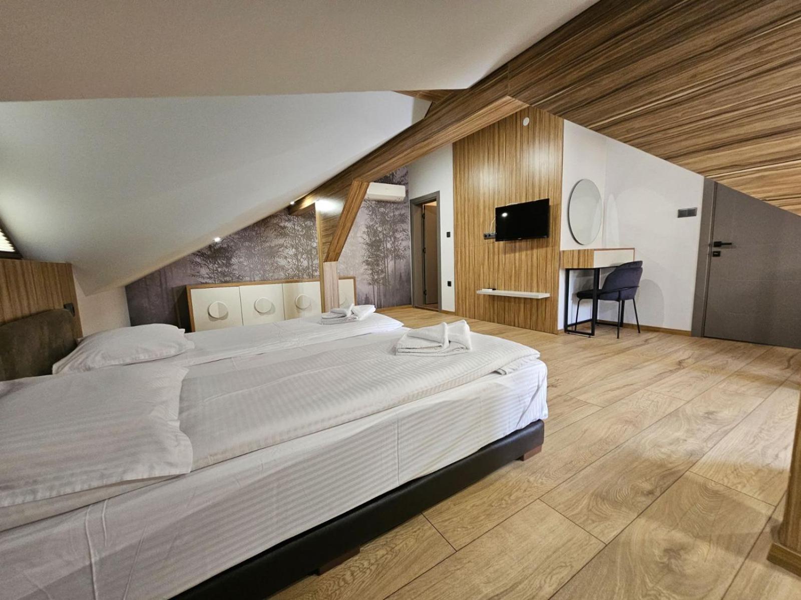 Hotel Delta 3*